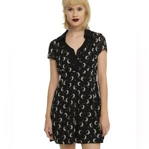 New Hot Topic Black Moon & Stars Chitton Dress